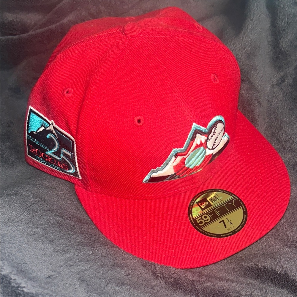 New Era Colorado Rockies red Fitted with Embroidered Mountain & Baseball Patches